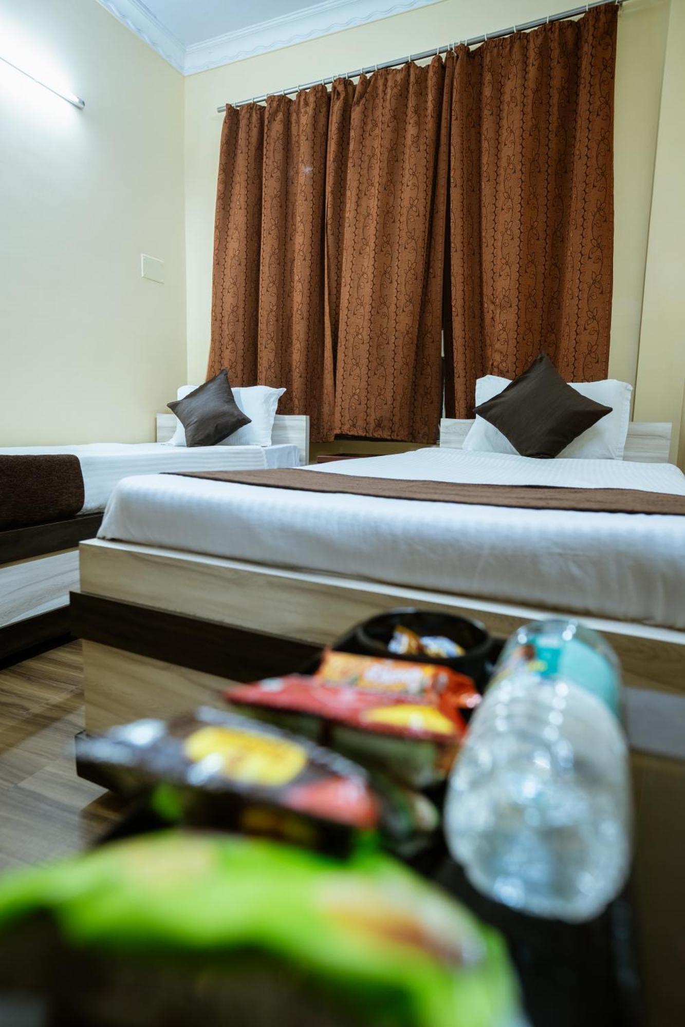 Hotel Ta-Tin Durgāpur Esterno foto